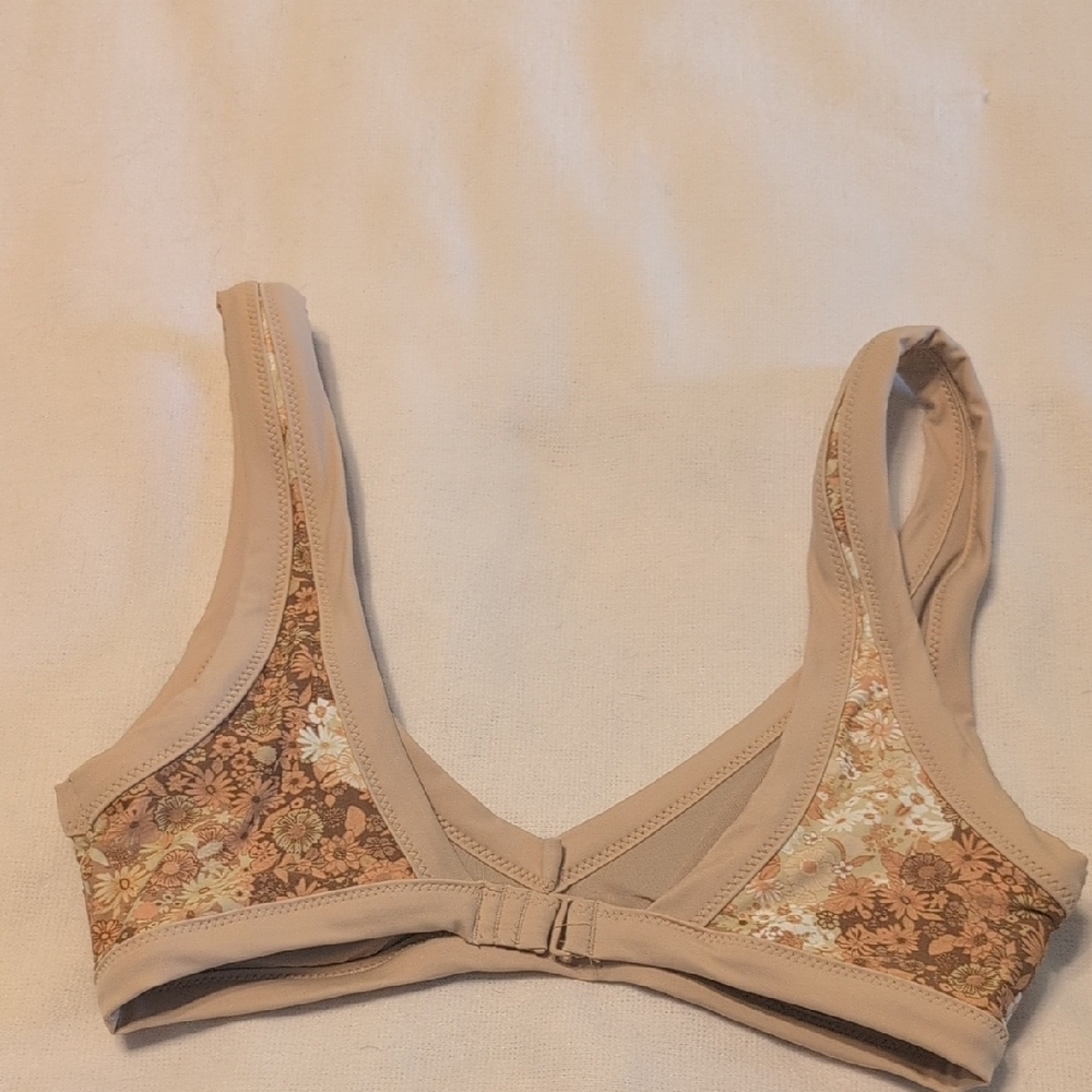 Aerie Scoop Bikini Top Cream and Brown Floral NWOT - Picture 4 of 7